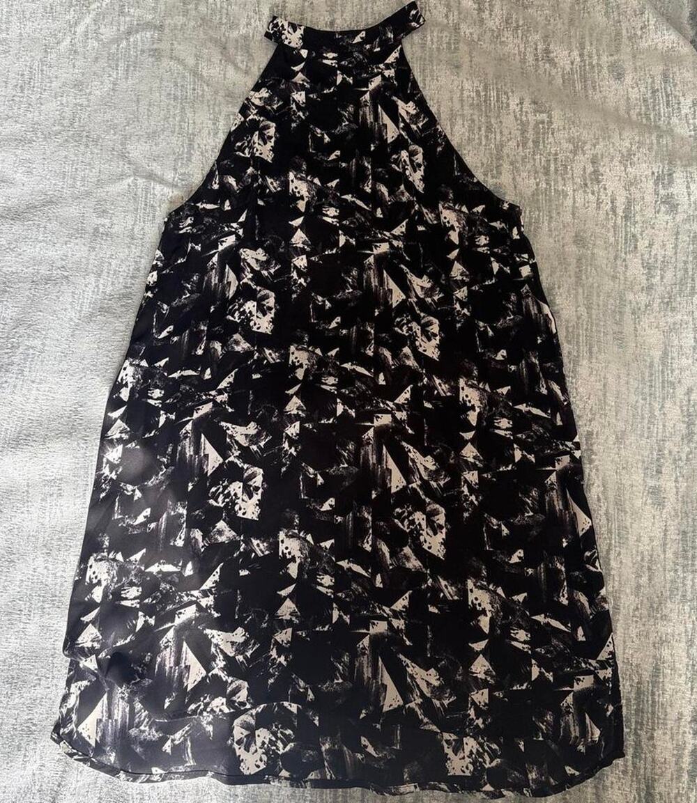 Black and white abstract geometric